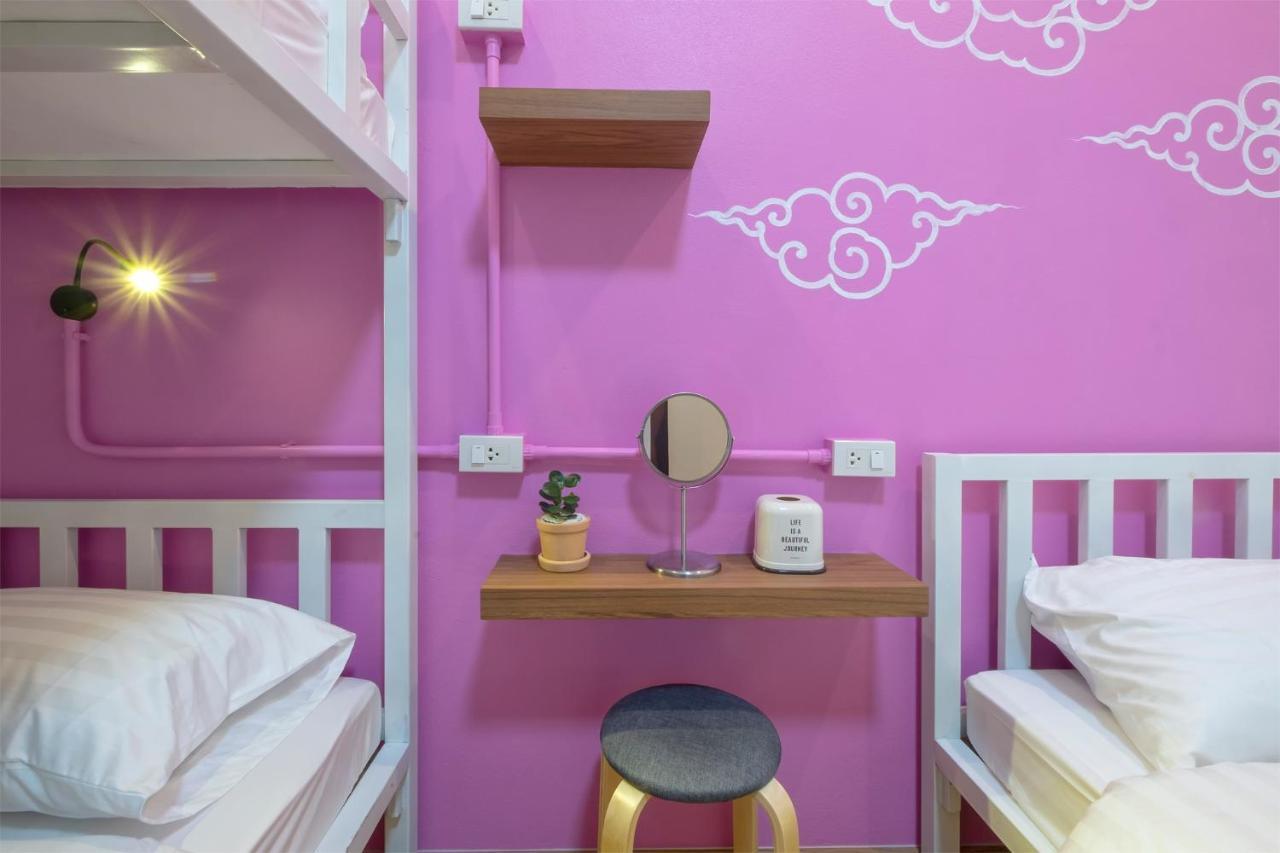 Bed Friends Poshtel Vandrarhem Chiang Rai Exteriör bild