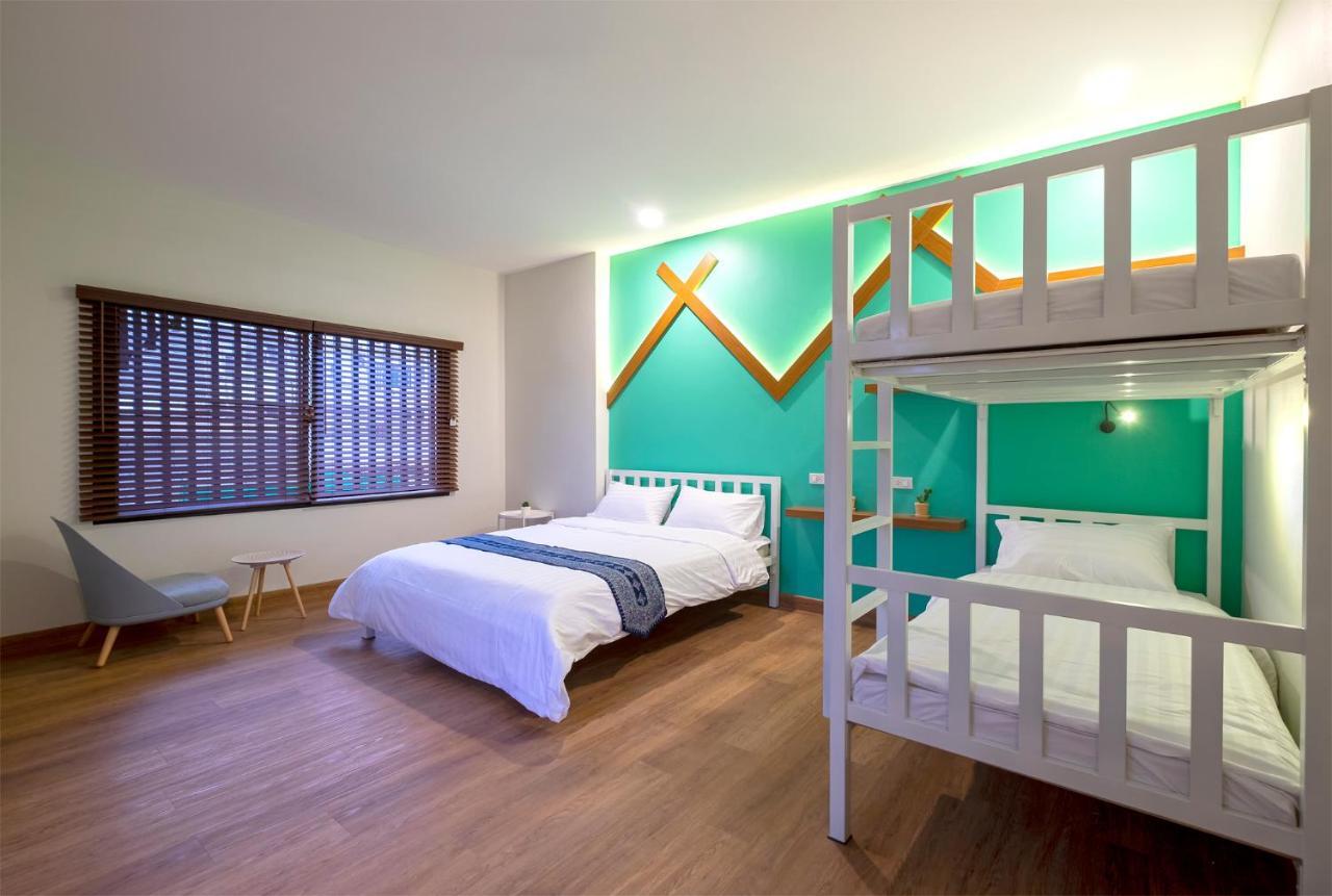 Bed Friends Poshtel Vandrarhem Chiang Rai Exteriör bild